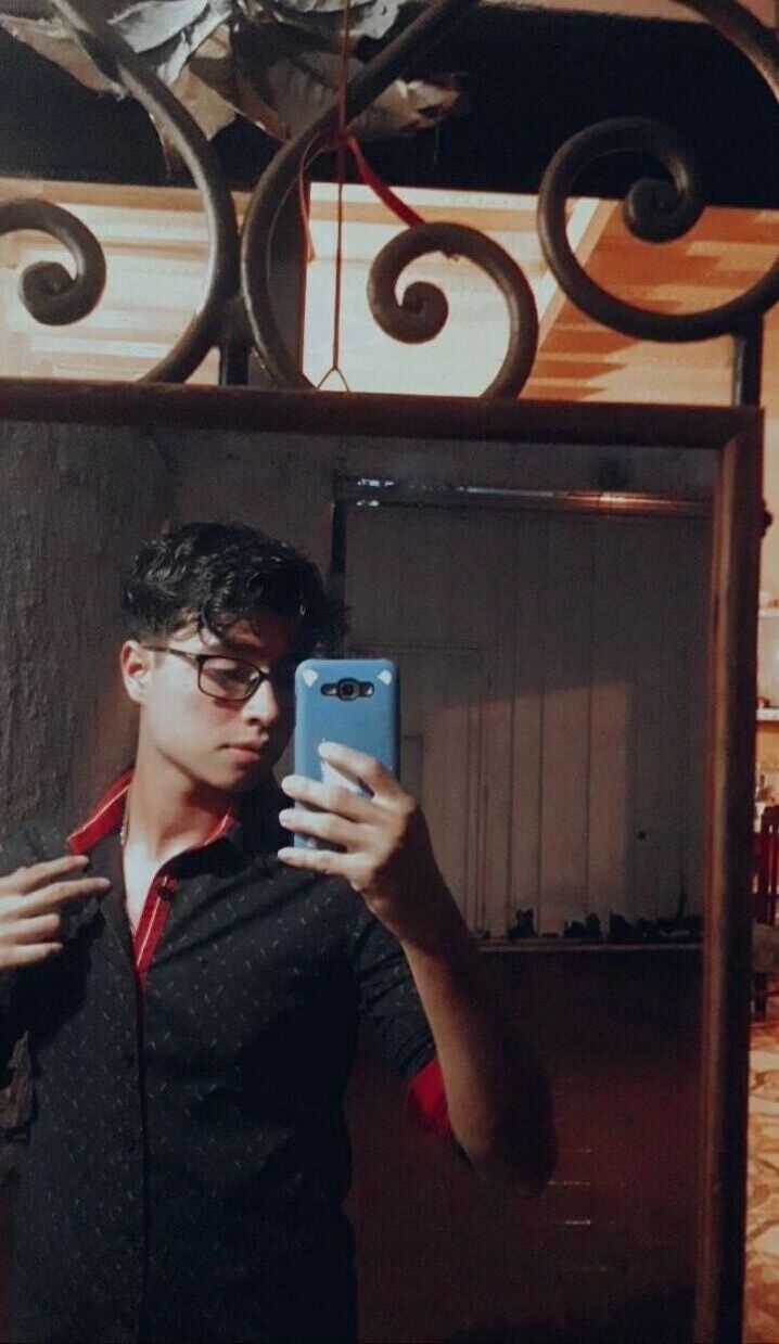  Adel,   Black, 22 ,   ,   