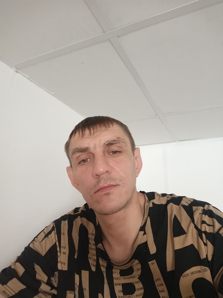  43696618  , 39 ,    