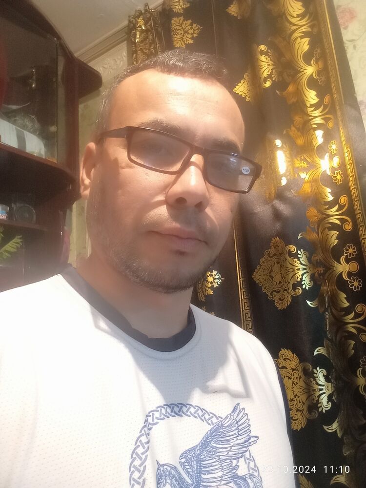  ,   Rustamjan, 37 ,   ,   
