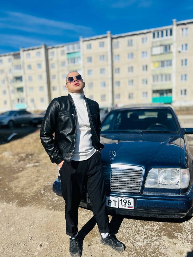  54071758  Vadim, 23 ,    