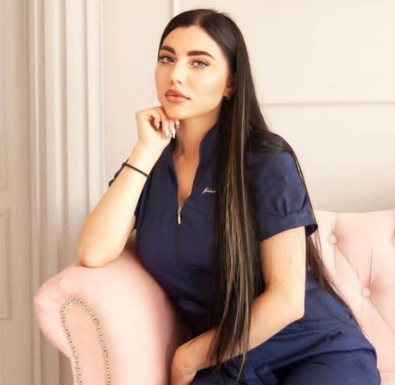  50239848  , 31 ,    -