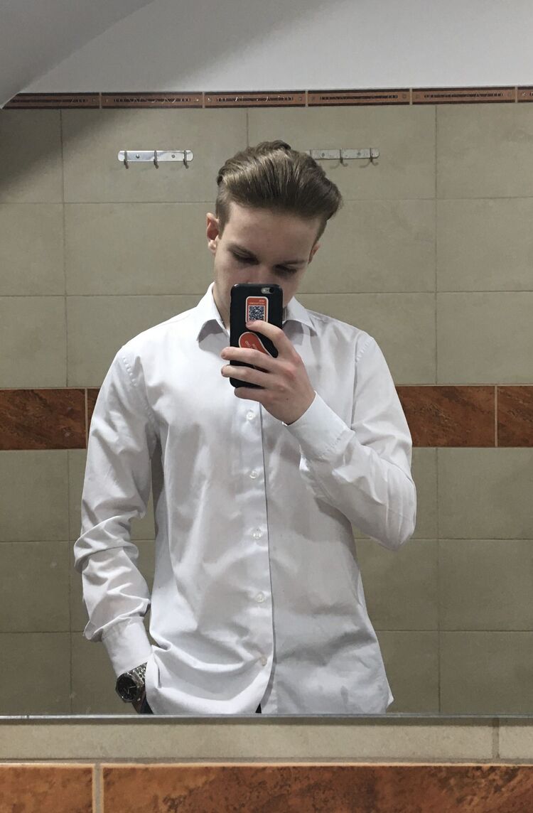  48060798  , 21 ,    