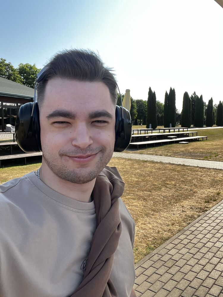  46423868  Sergei, 28 ,    