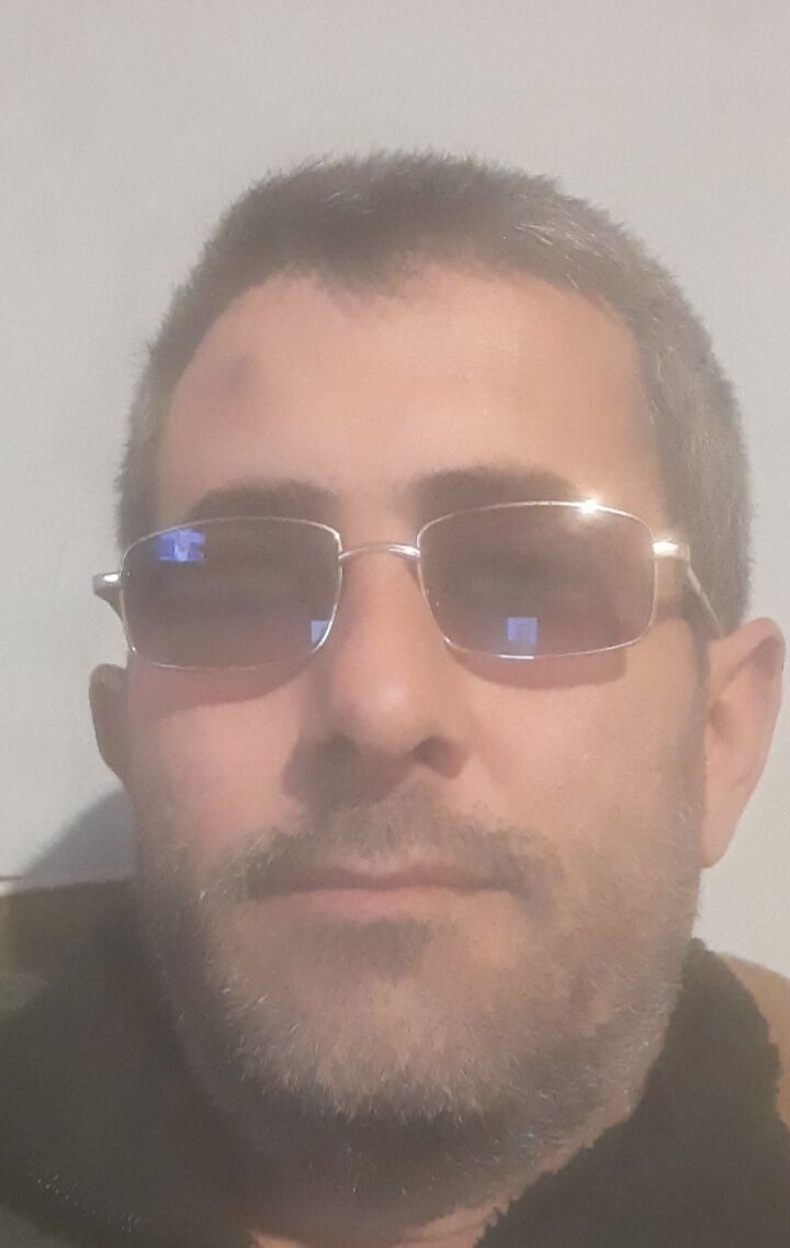  42117328  Abulfaz, 40 ,    
