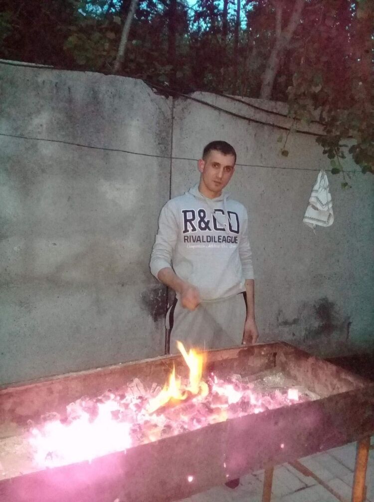  -,   Suren, 33 ,   ,   , c 