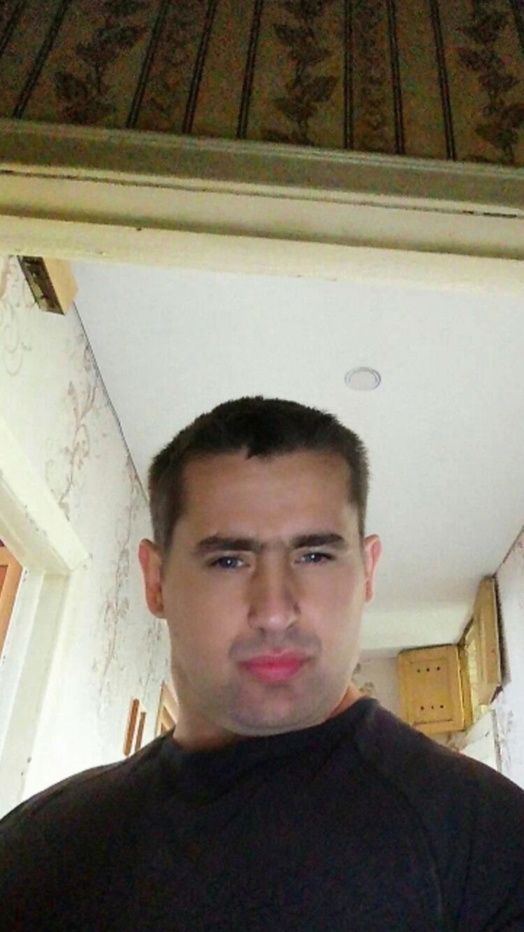  49180678  , 42 ,    