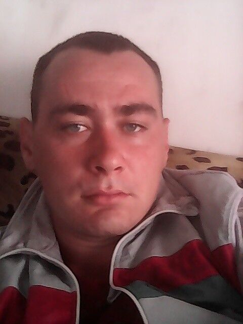  ,   Alecs, 33 ,   ,   , c 