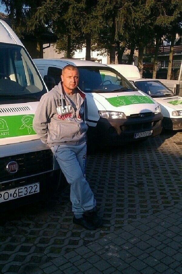 ,   Kolyn, 49 ,   , 