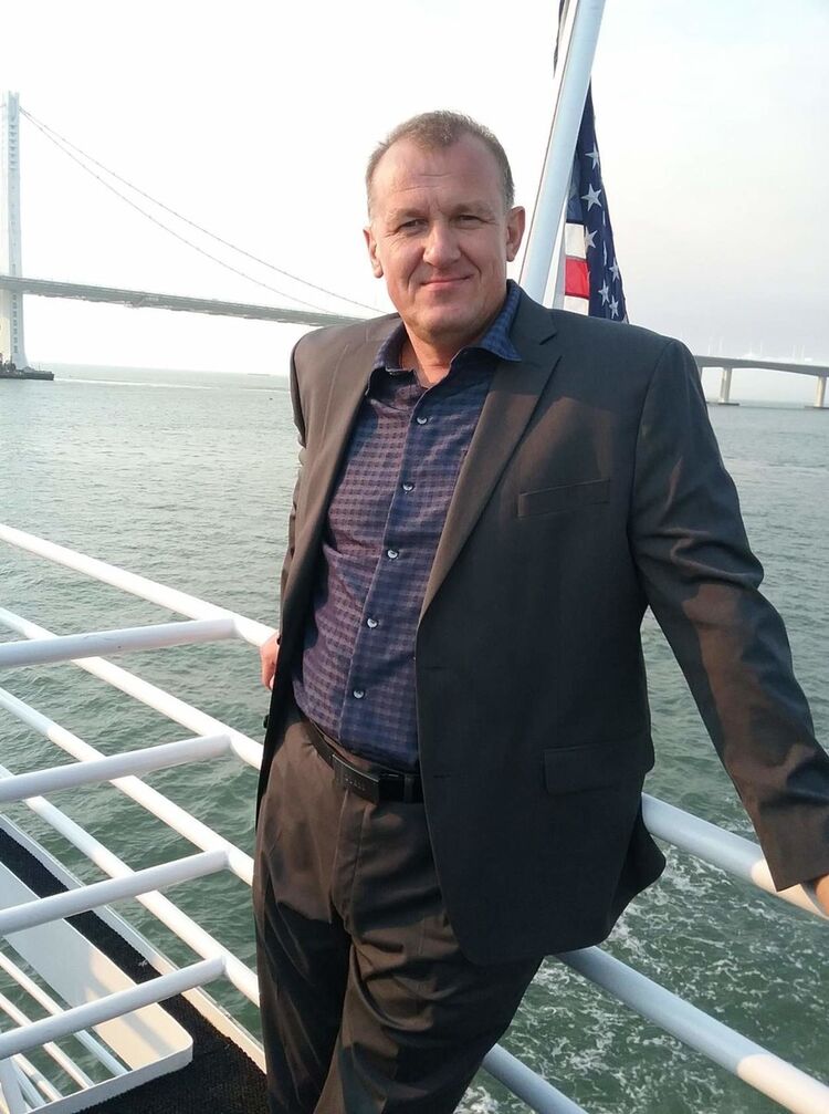  18682618  Daniel, 58 ,    Frankfurt Am Main