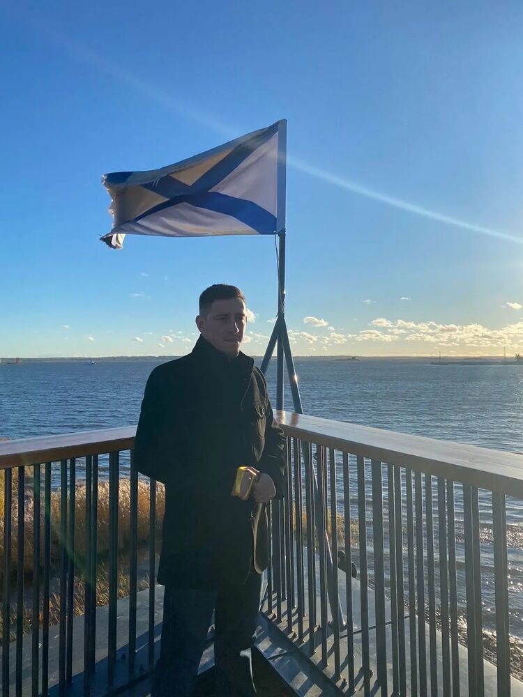 ���� 42240758 ������� �����, 27 ���, ���� ���������� � �����-����������