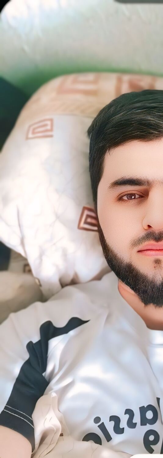 51122548  FARIK, 29 ,    