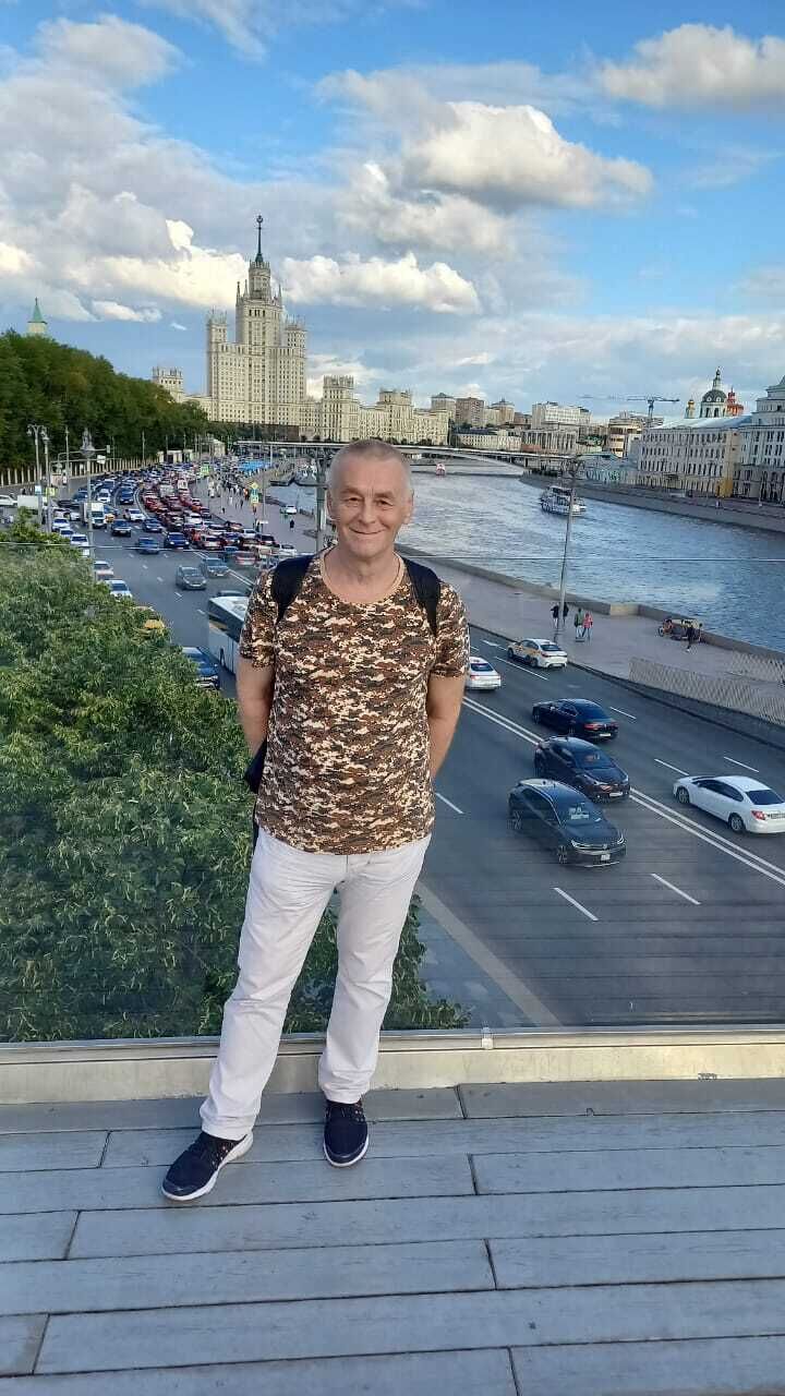  52673458  Nik, 63 ,    