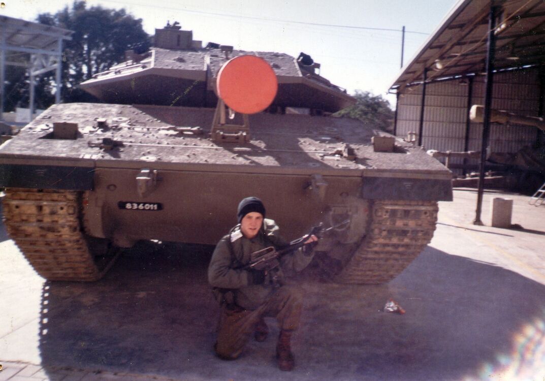 ���������� �������, ���� ������� Adam, 43 ����, ������������ ��� ������, ����� � ���������