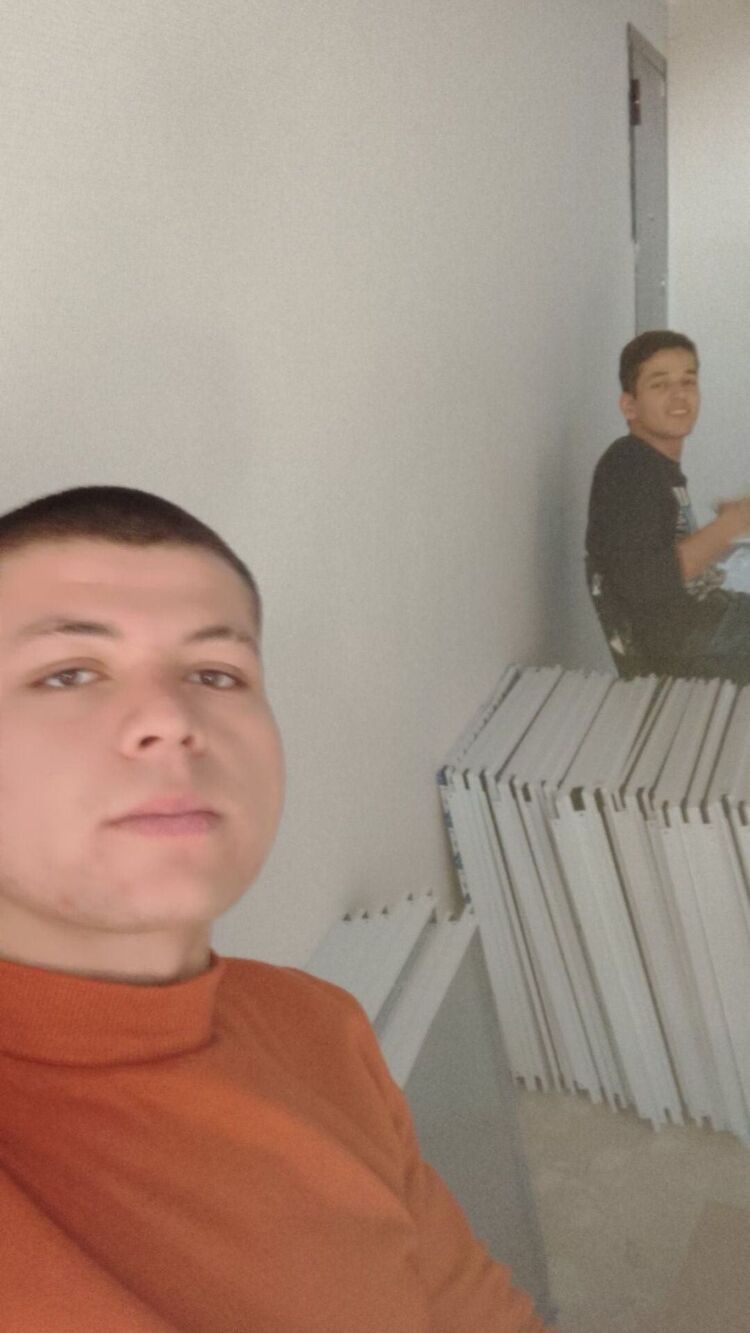  42230058  , 22 ,    