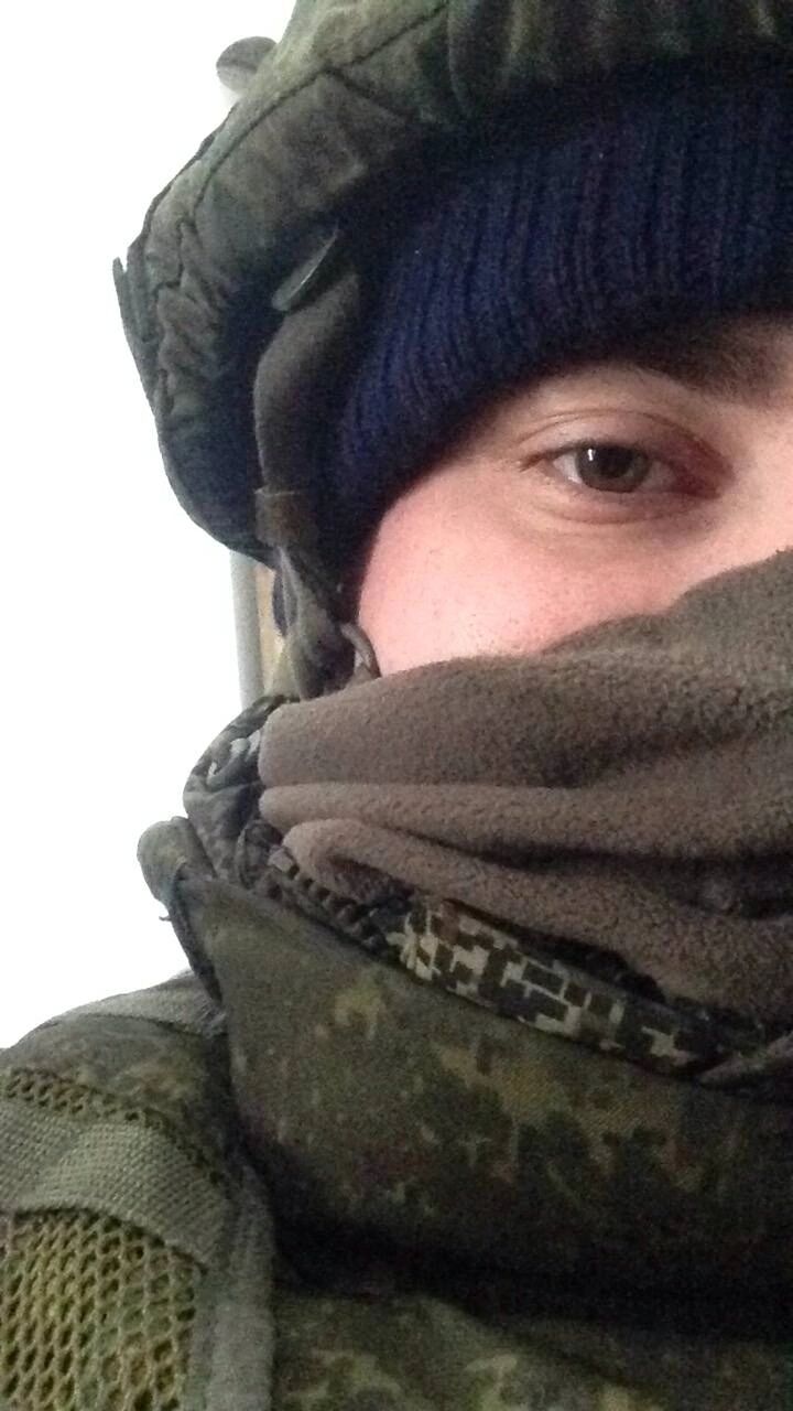  44641788  , 27 ,    --