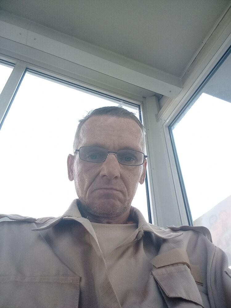  43824378  , 51 ,    