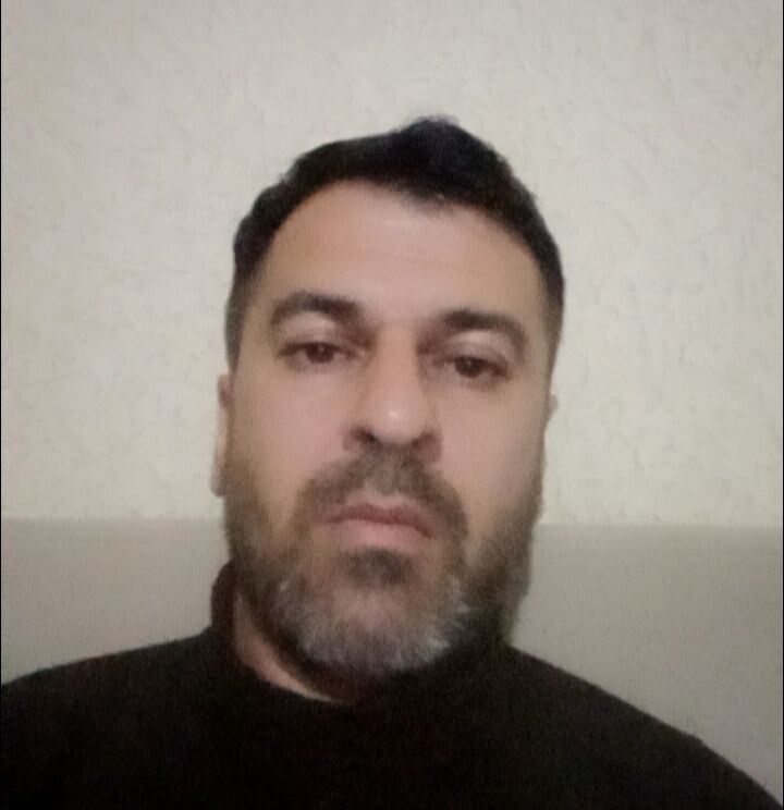  49470308  , 37 ,    