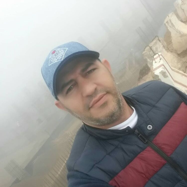  ,   HESHAM, 42 ,   ,   , c 
