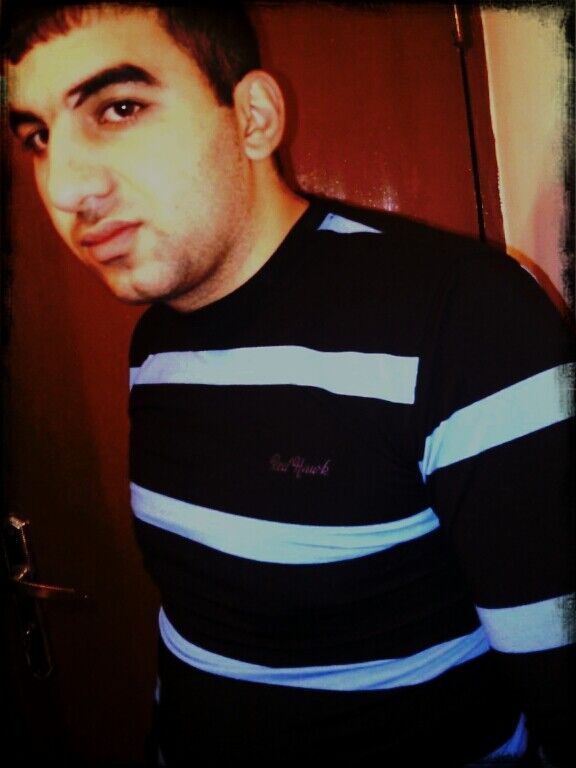  4200028  DAVID, 35 ,    