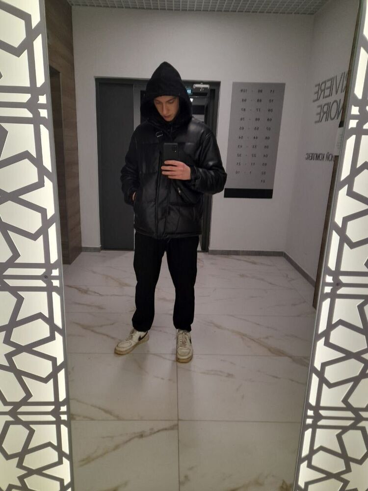  33354918  , 26 ,    -