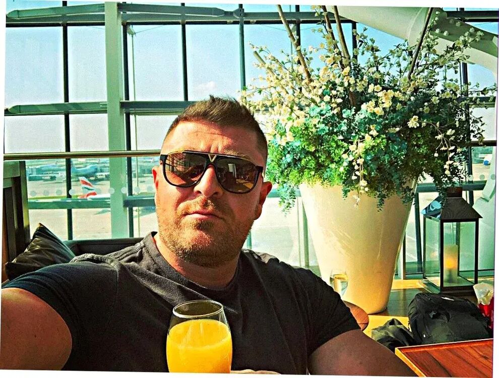  54524278  Steven, 55 ,    