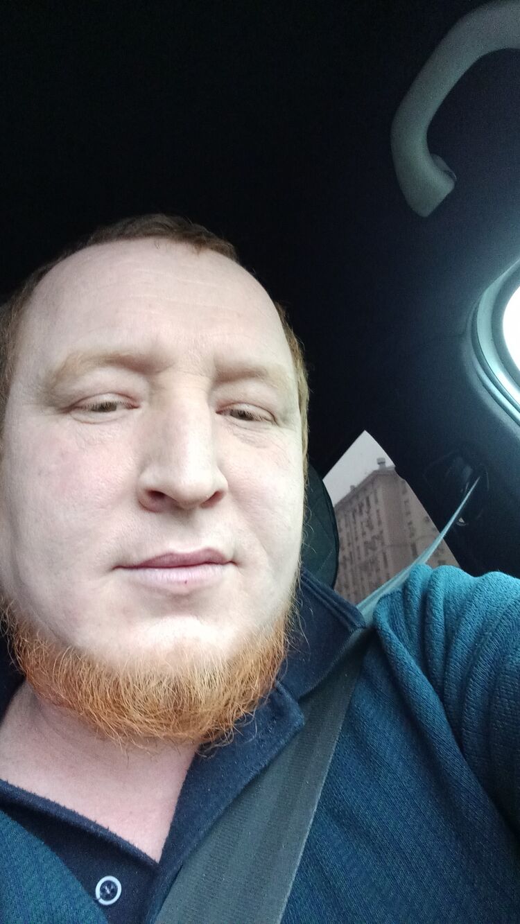  35106528  Abdurakhman, 40 ,    