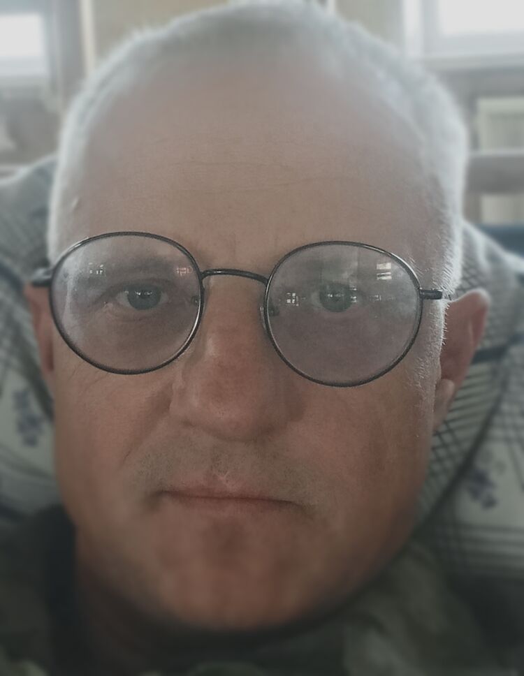  42909278  , 47 ,    