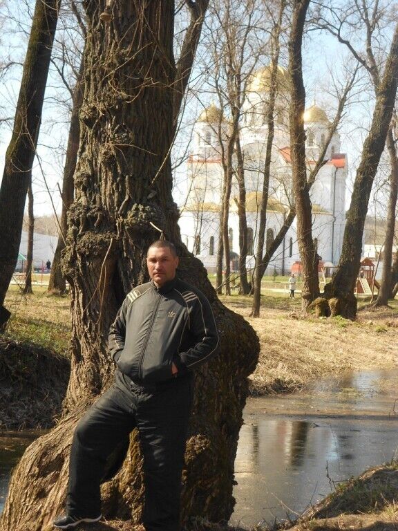  ,   Igor, 43 ,   ,   