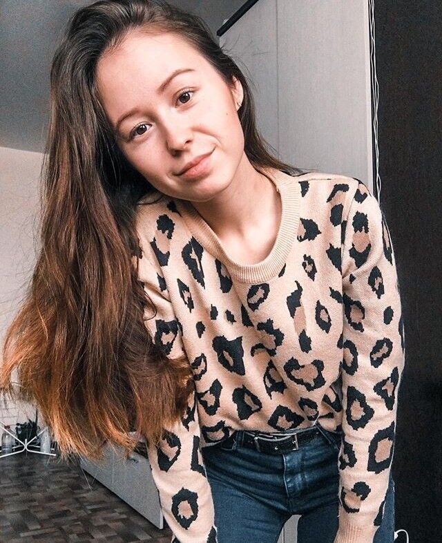  ,   Liska, 24 ,   ,   , c , 