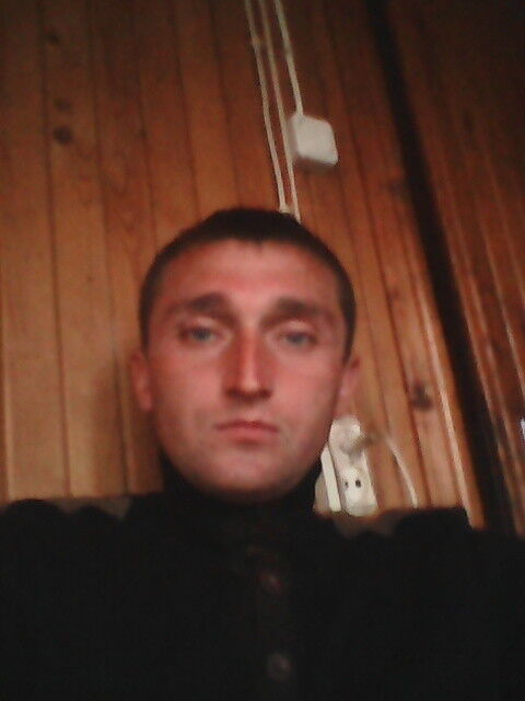  10477758  , 40 ,    
