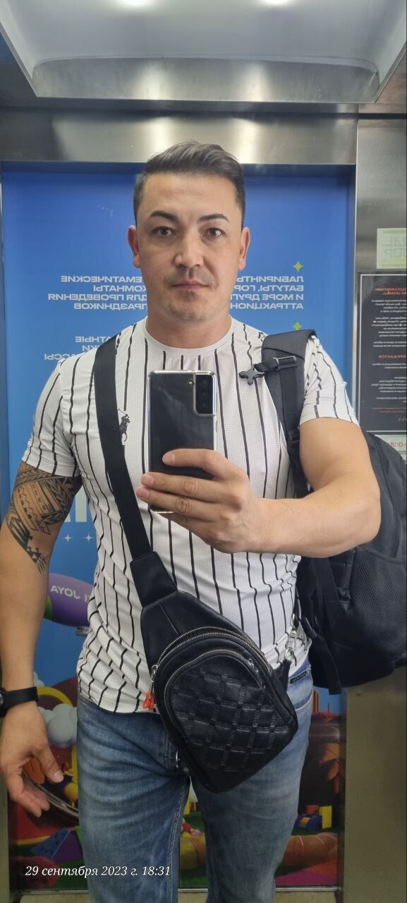  38124188  , 42 ,    -