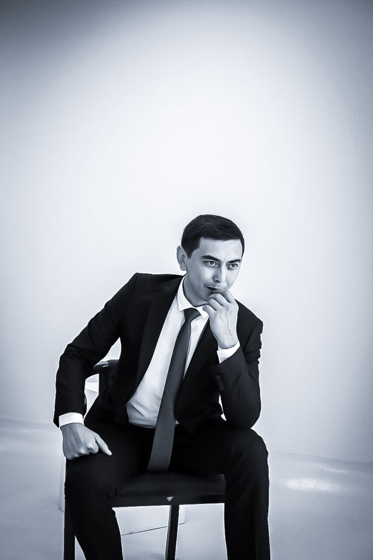  27497858  Oybek, 35 ,    