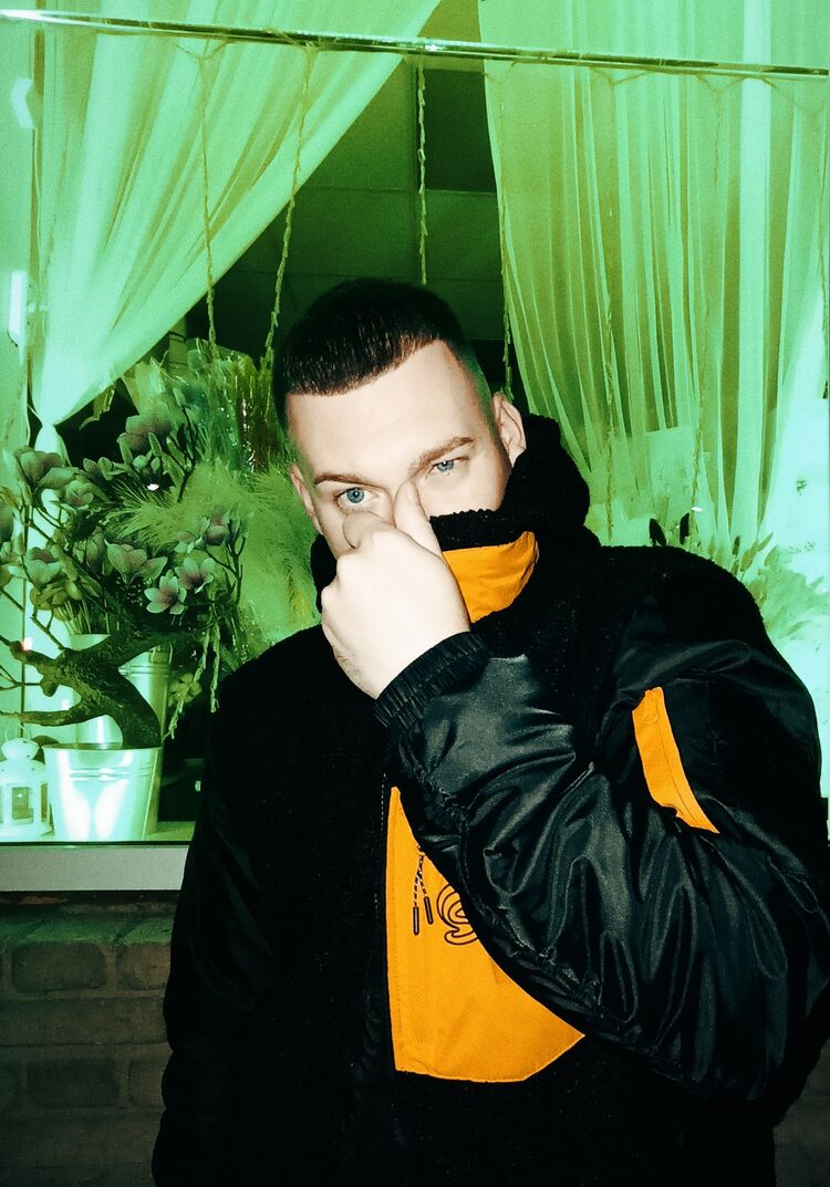 ���� 45883728 ������� �����, 33 ����, ���� ���������� � ������