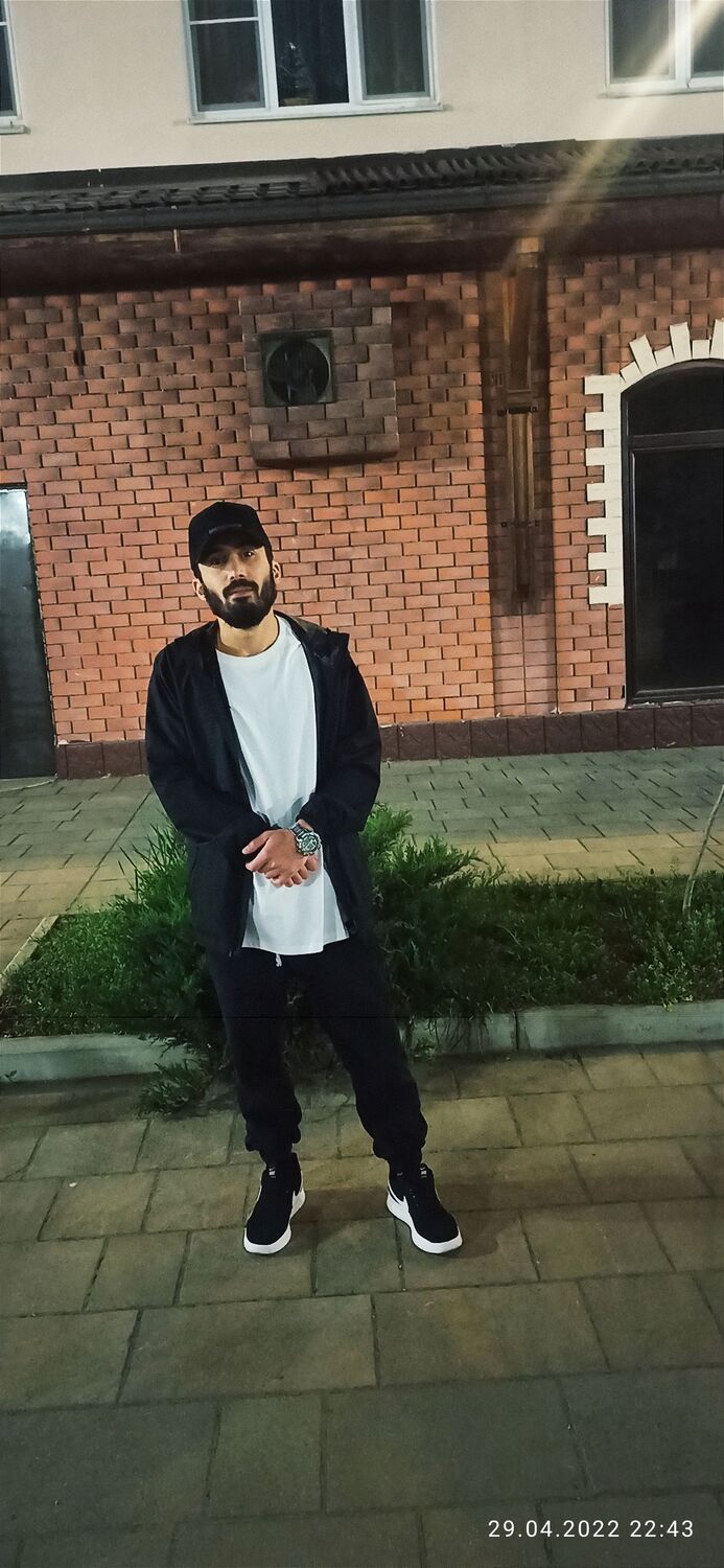  26337048  Azamat, 29 ,    