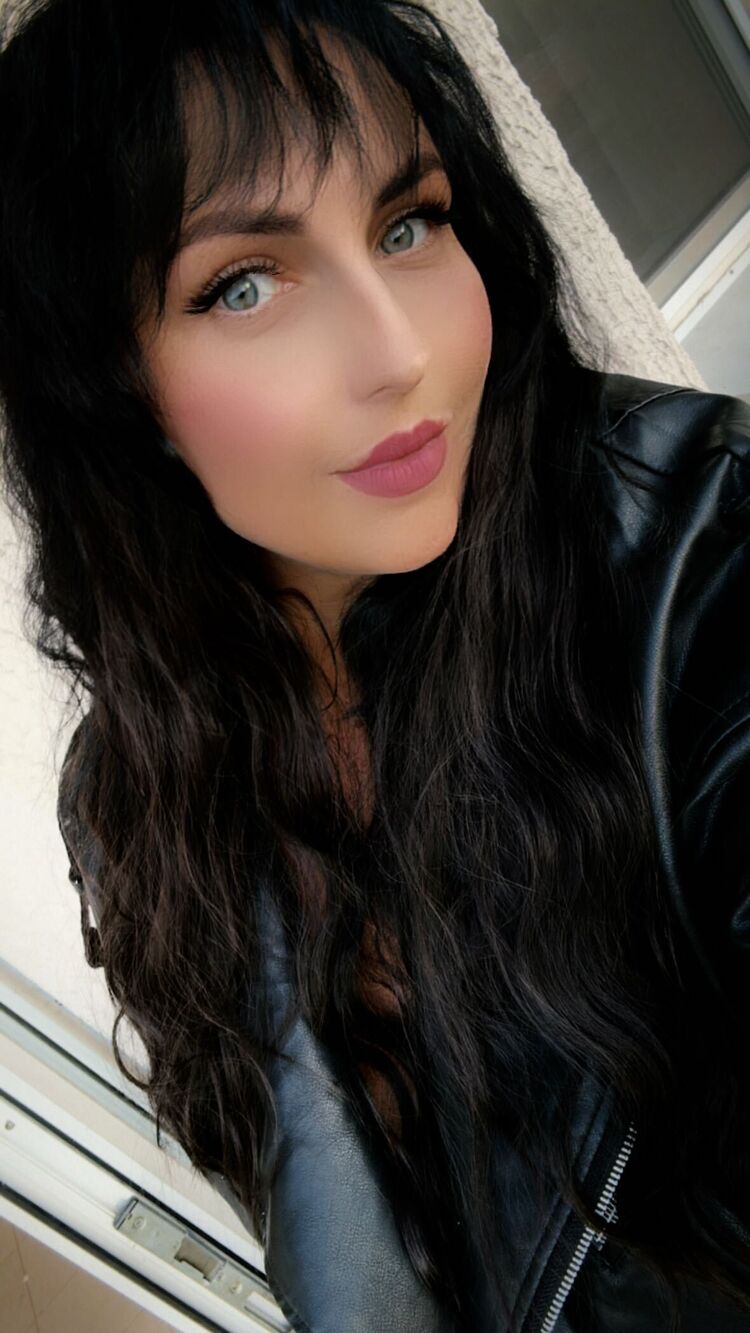  47363738  Irina, 40 ,    