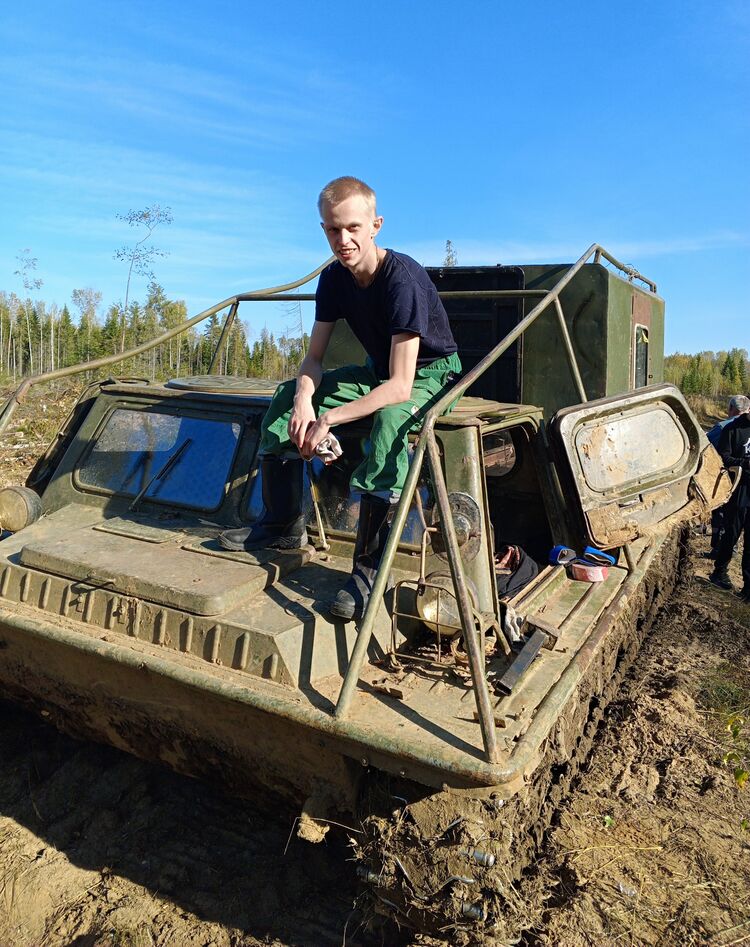  54474558  , 19 ,    -