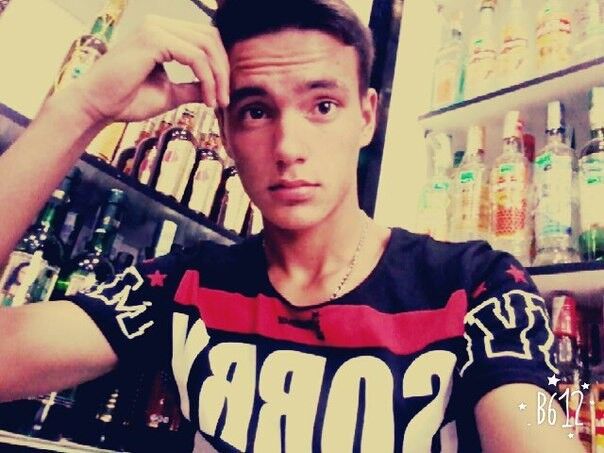  10039198  Dima, 31 ,    