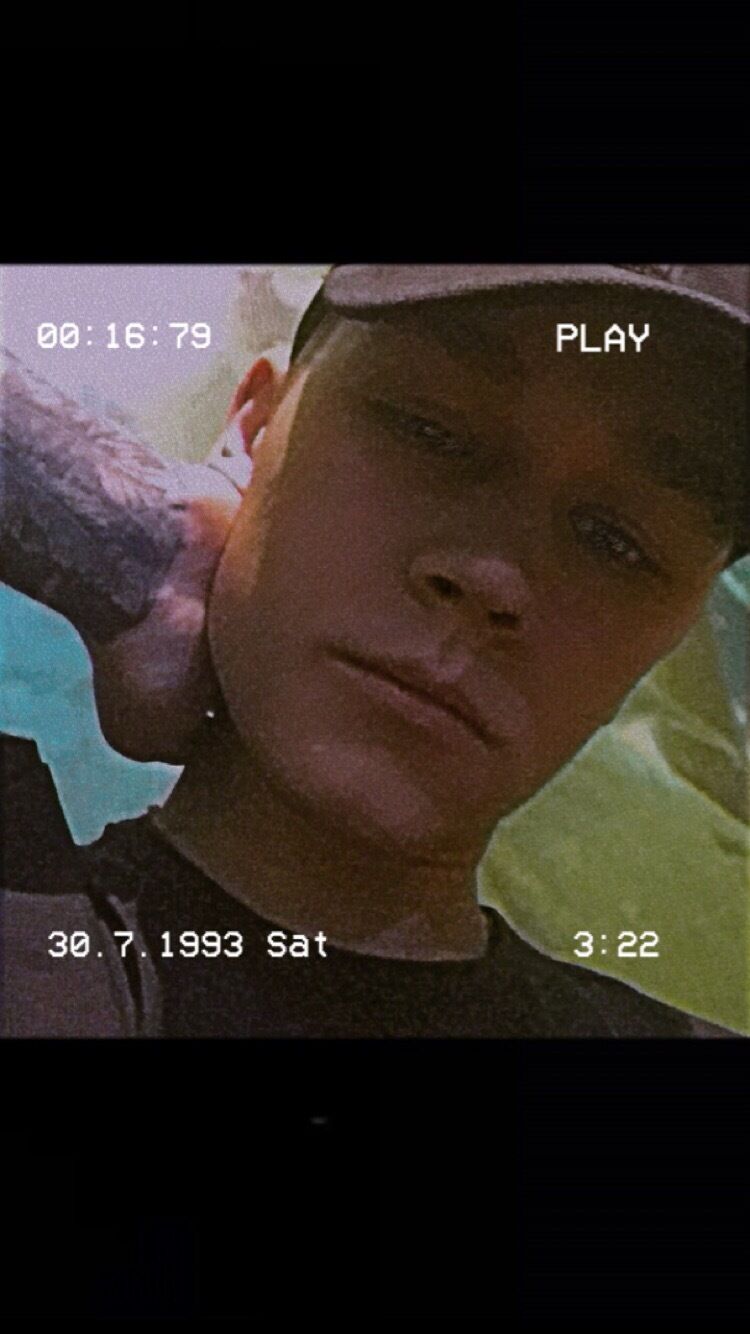  28415288  , 23 ,    