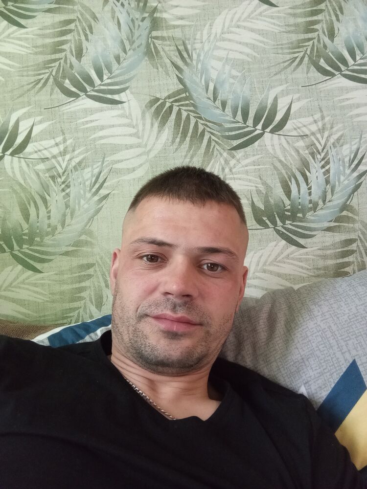  51263928  , 33 ,    -