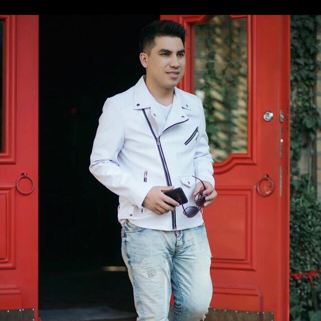  33061898  , 32 ,    -