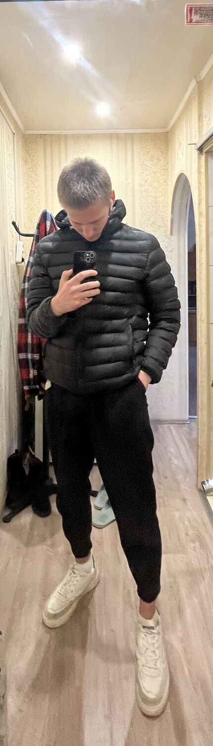  51638278  Ilya, 25 ,    