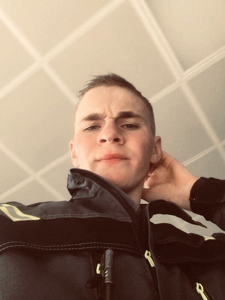 34632338  , 22 ,    