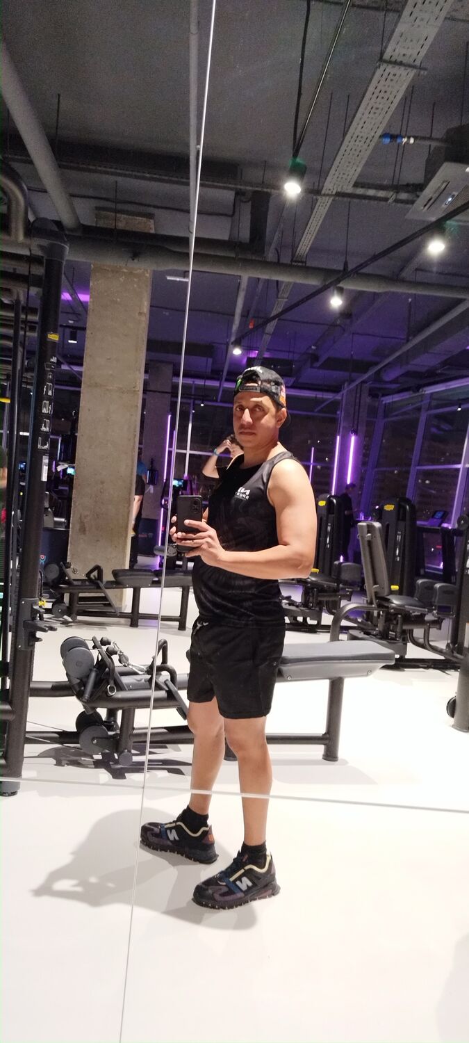  48769568  Jose Carlos, 33 ,    