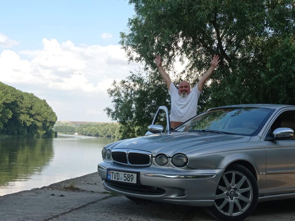  46062308  , 63 ,    