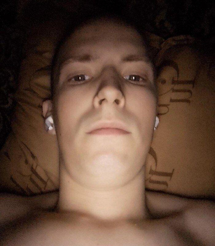  48069018  , 21 ,    