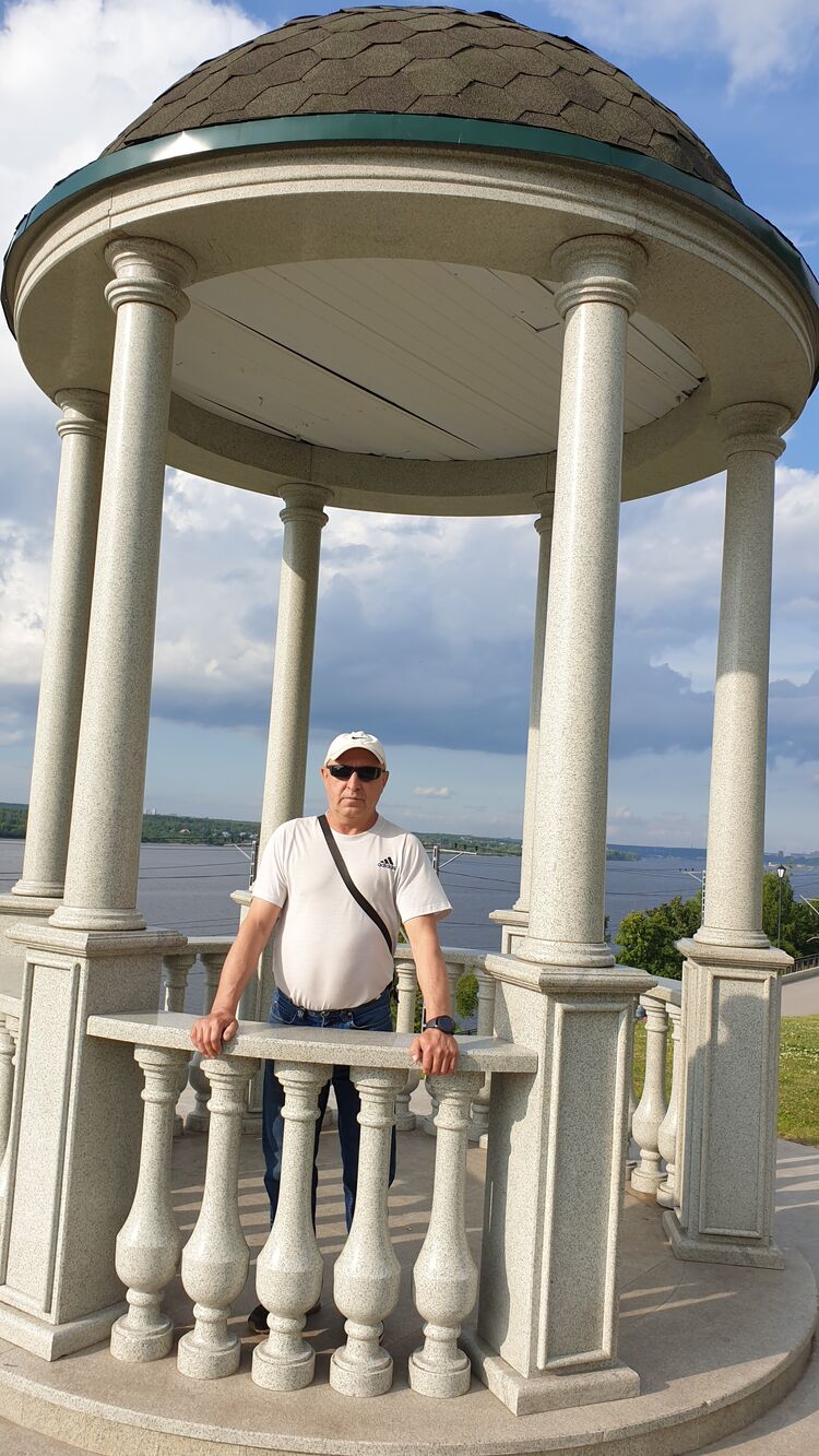  ,   Valery, 61 ,     , c 
