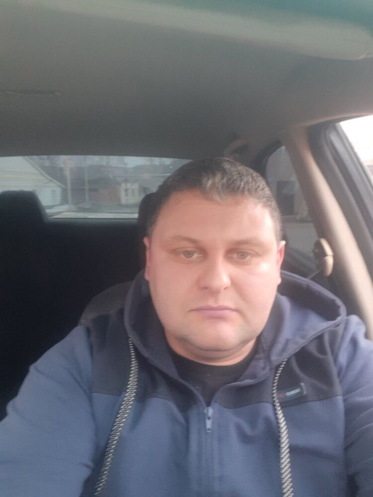  42460888  , 37 ,    