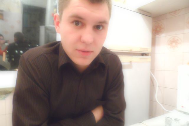  ,   Stanislaw, 31 ,  