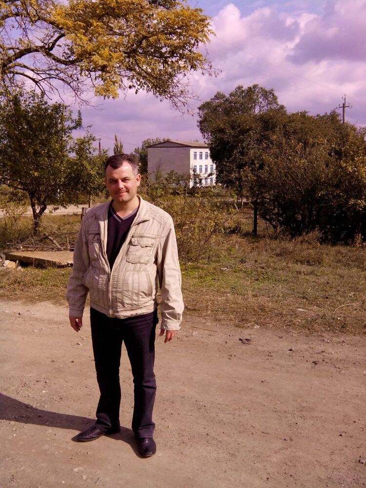  ,   Serj, 44 ,   ,   , c 