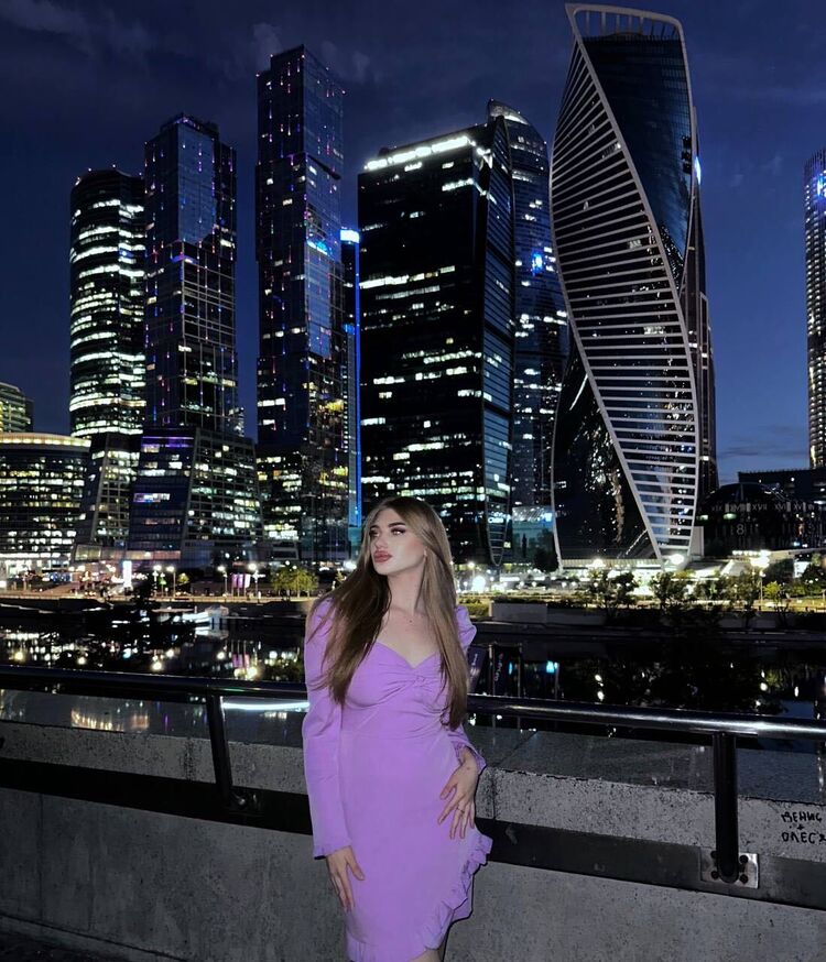  48877898  Vlada, 23 ,    